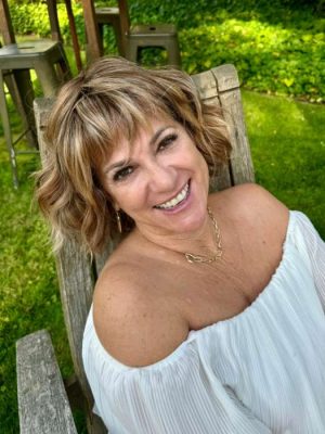 Trend | Synthetic Lace Front Wig (Mono Top)