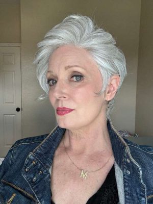 Cover | Synthetic Lace Front Wig (Mono Part)