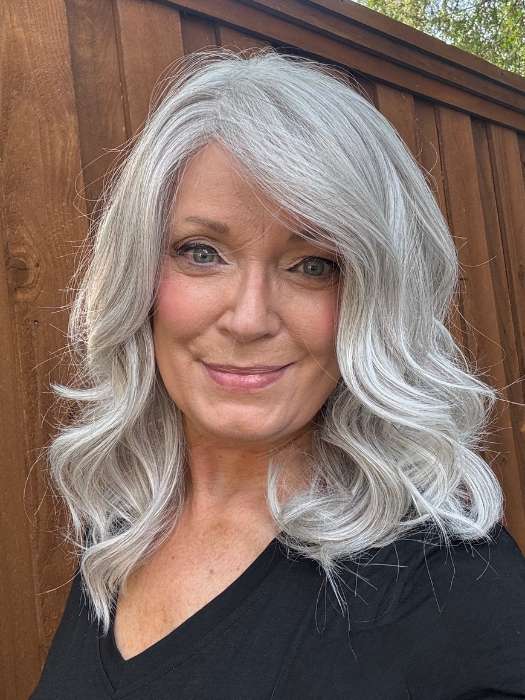 Laguna Beach | Synthetic Lace Front Wig (Mono Part) - Image 5