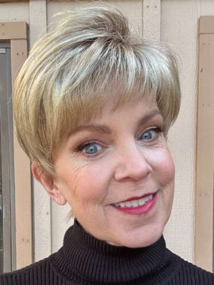 Tiffany | Synthetic Wig (Basic Cap)